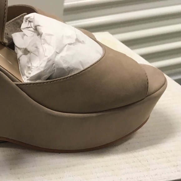 sale! NEW Dolce Vita Liza Desert Sand Color Wedge Slingback - Picture 3 of 13